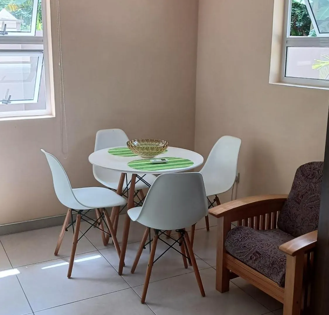 Beau Bassin Inn Baie Lazare  Апартаменты Baie Lazare (Mahe)