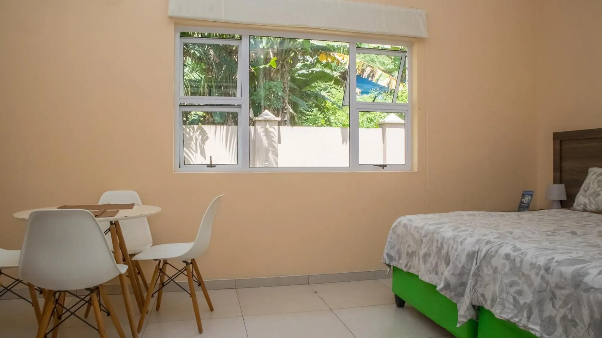 Beau Bassin Inn Baie Lazare  Апартаменты